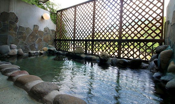 女性用露天風呂